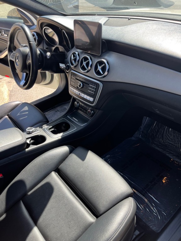 2018 Mercedes-Benz GLA-Class Image 15