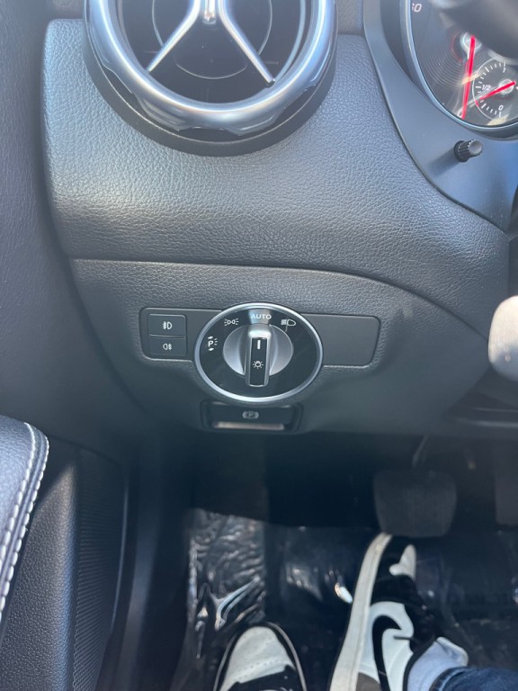 2018 Mercedes-Benz GLA-Class Image 18