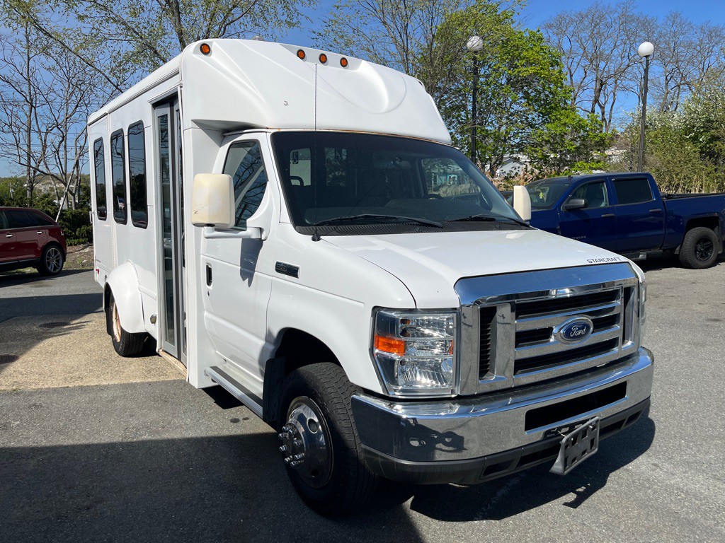 2016 Ford Econoline Image 5