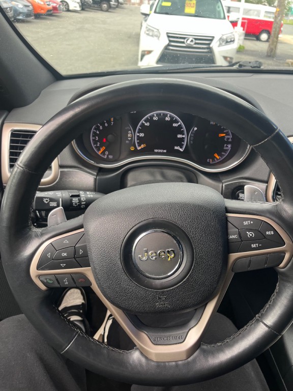 2015 Jeep Grand Cherokee Image 17
