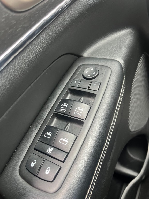 2015 Jeep Grand Cherokee Image 22