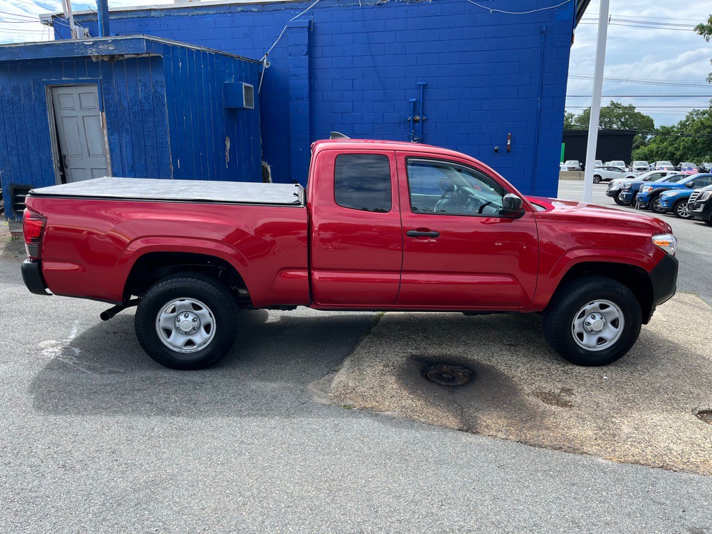 2019 Toyota Tacoma Image 11