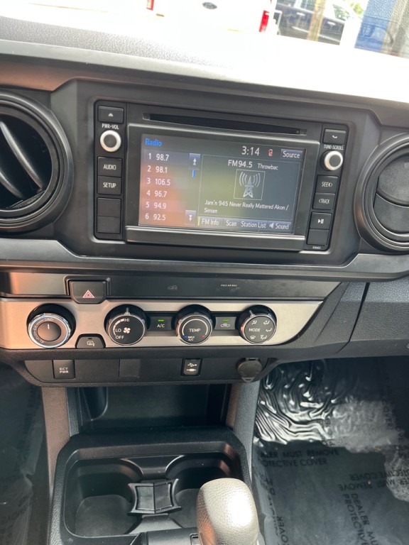 2019 Toyota Tacoma Image 23