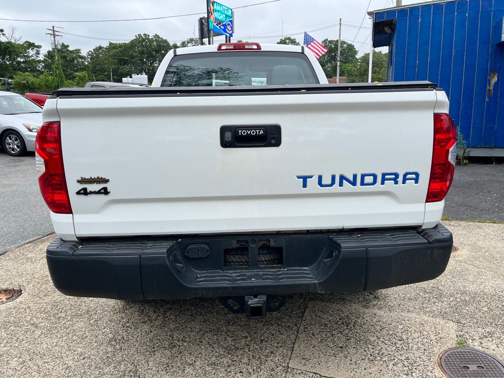 2017 Toyota Tundra Image 6