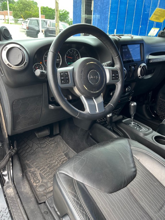 2014 Jeep Wrangler Image 13