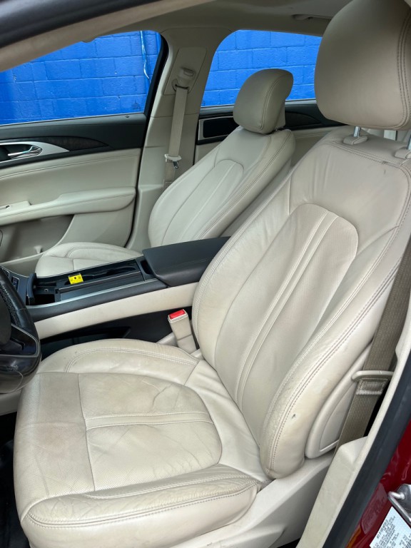 2017 Lincoln MKZ Image 10