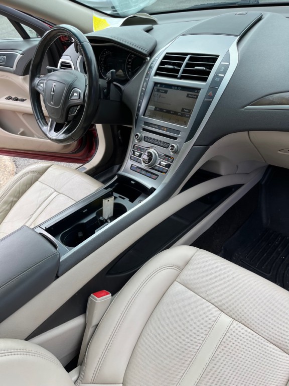 2017 Lincoln MKZ Image 15