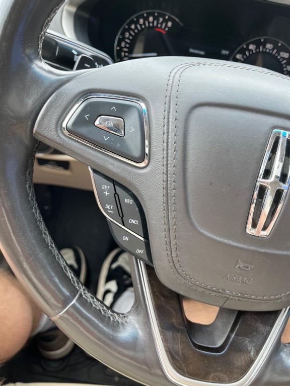 2017 Lincoln MKZ Image 17