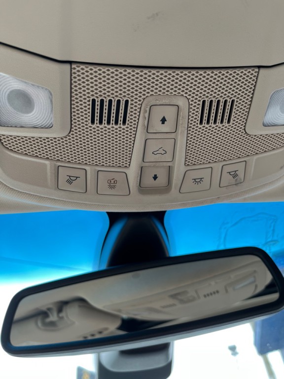 2017 Lincoln MKZ Image 25