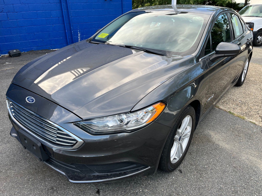 2018 Ford Fusion Image 2