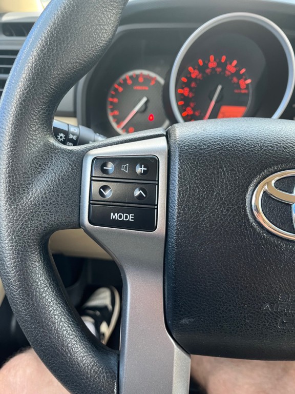 2013 Toyota 4Runner Image 18
