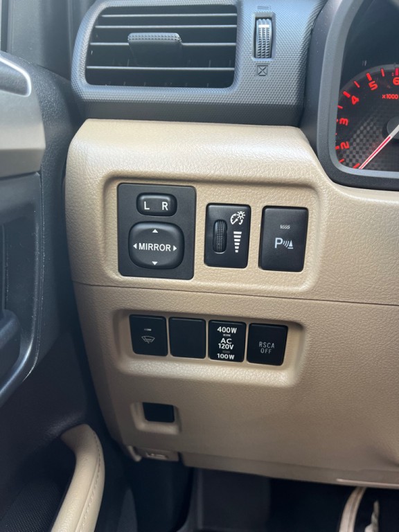2013 Toyota 4Runner Image 21