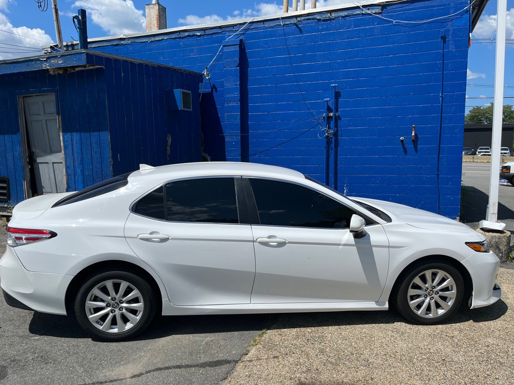 2019 Toyota Camry Image 10