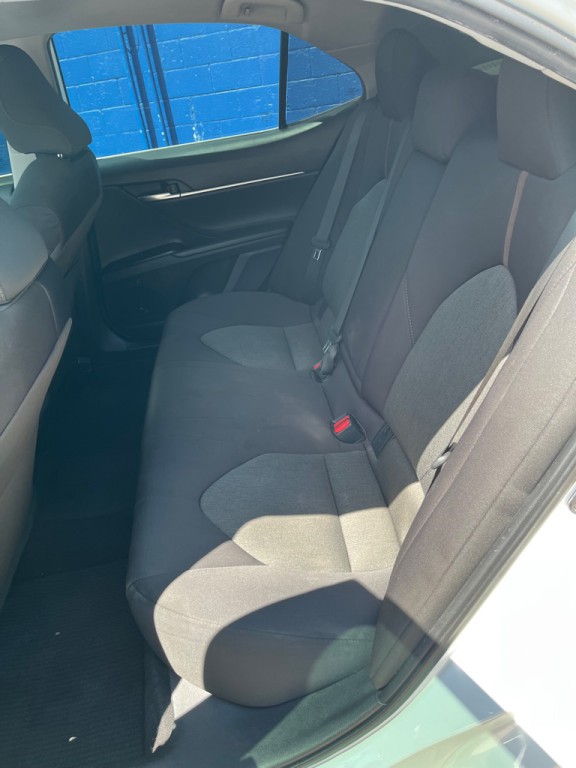 2019 Toyota Camry Image 13