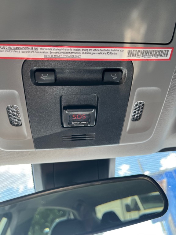 2019 Toyota Camry Image 25