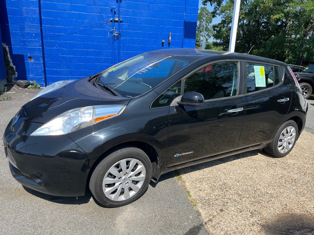 2016 Nissan Leaf Image 1