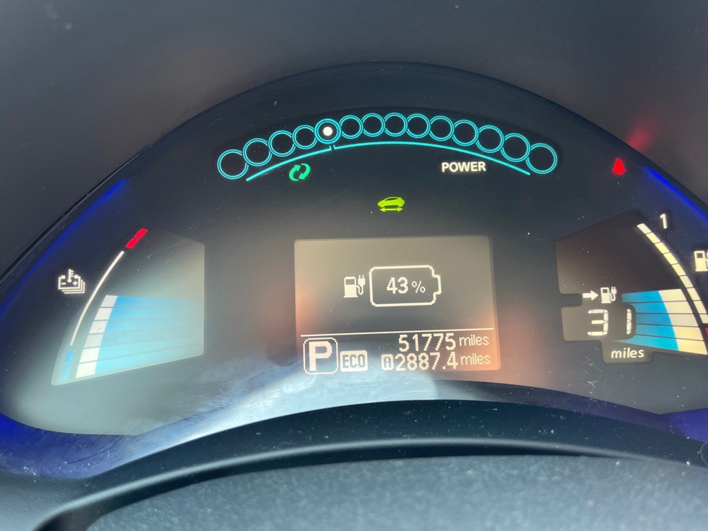 2016 Nissan Leaf Image 21
