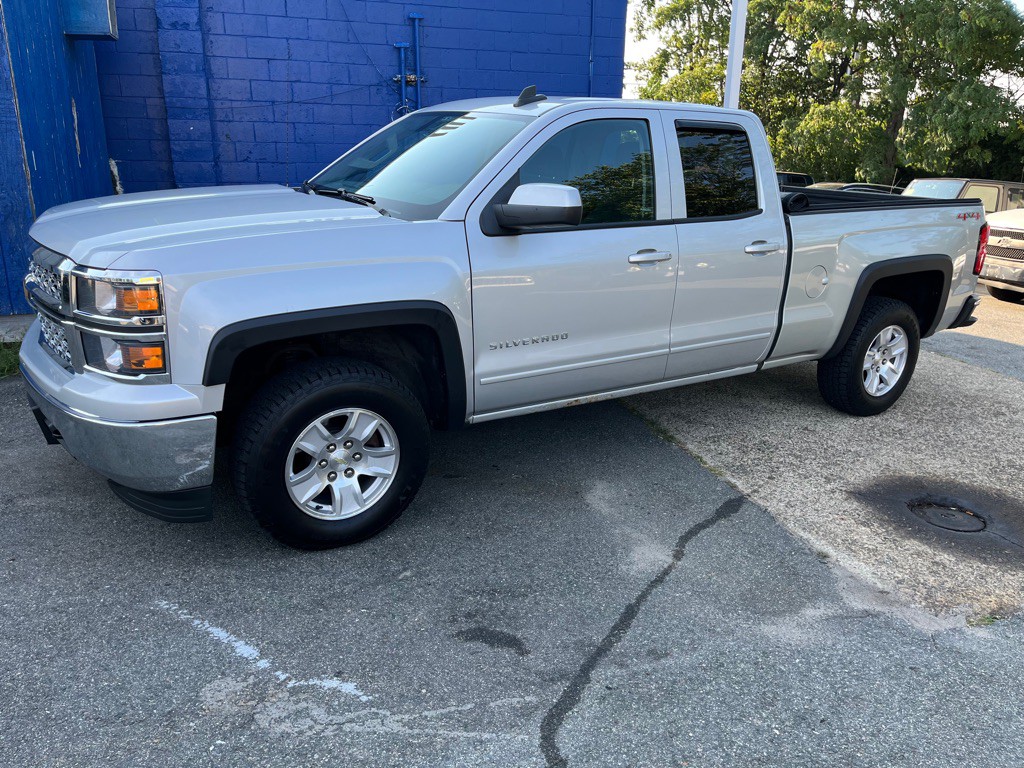 2015 Chevrolet Silverado 1500 Image 1