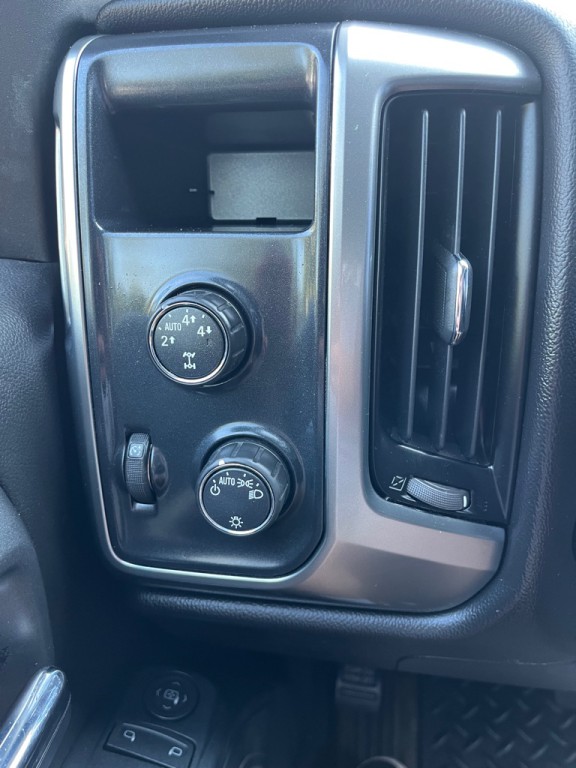 2015 Chevrolet Silverado 1500 Image 20