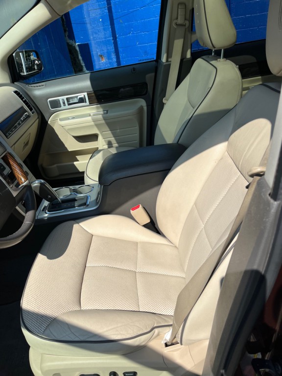 2010 Lincoln MKX Image 11