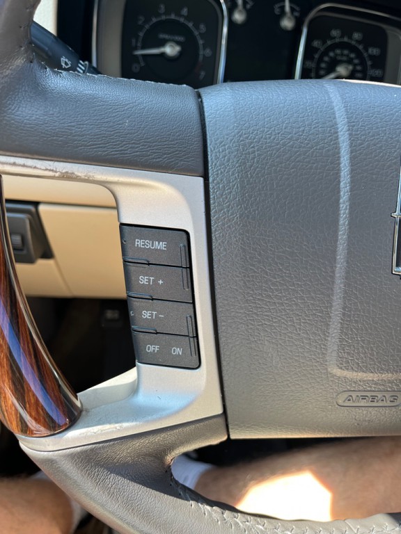 2010 Lincoln MKX Image 19