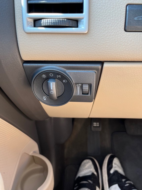 2010 Lincoln MKX Image 21