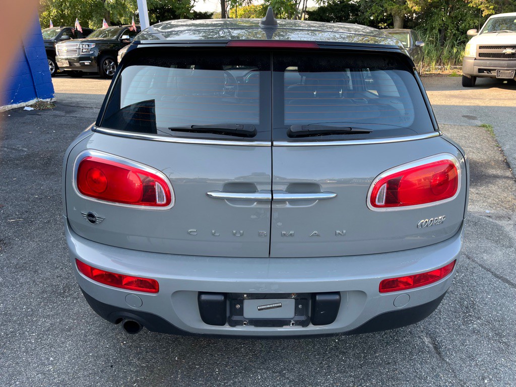 2017 MINI Cooper Image 8