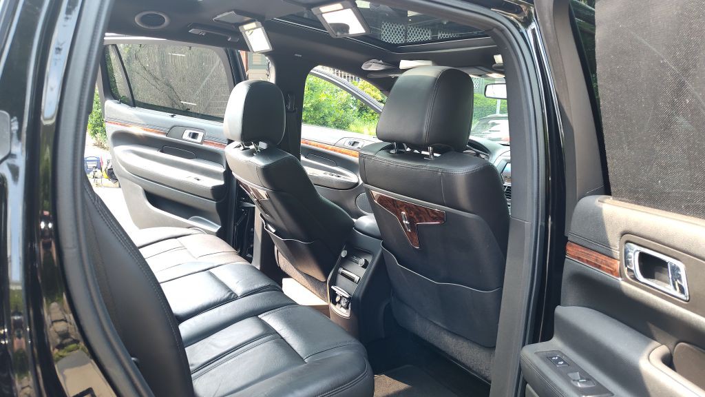 2017 Lincoln MKT Image 14