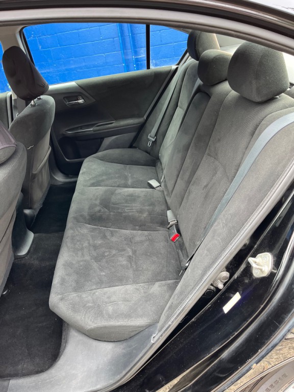 2013 Honda Accord Image 12