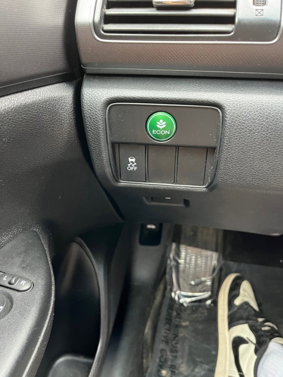 2013 Honda Accord Image 19