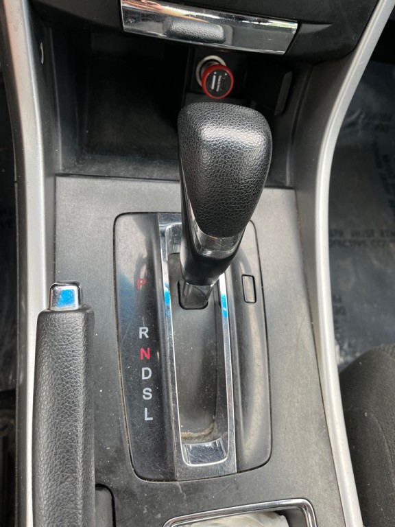 2013 Honda Accord Image 24