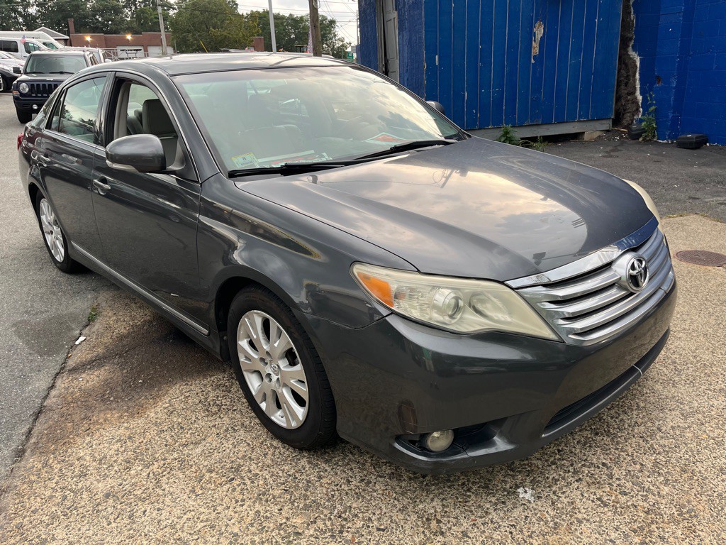 2011 Toyota Avalon Image 4
