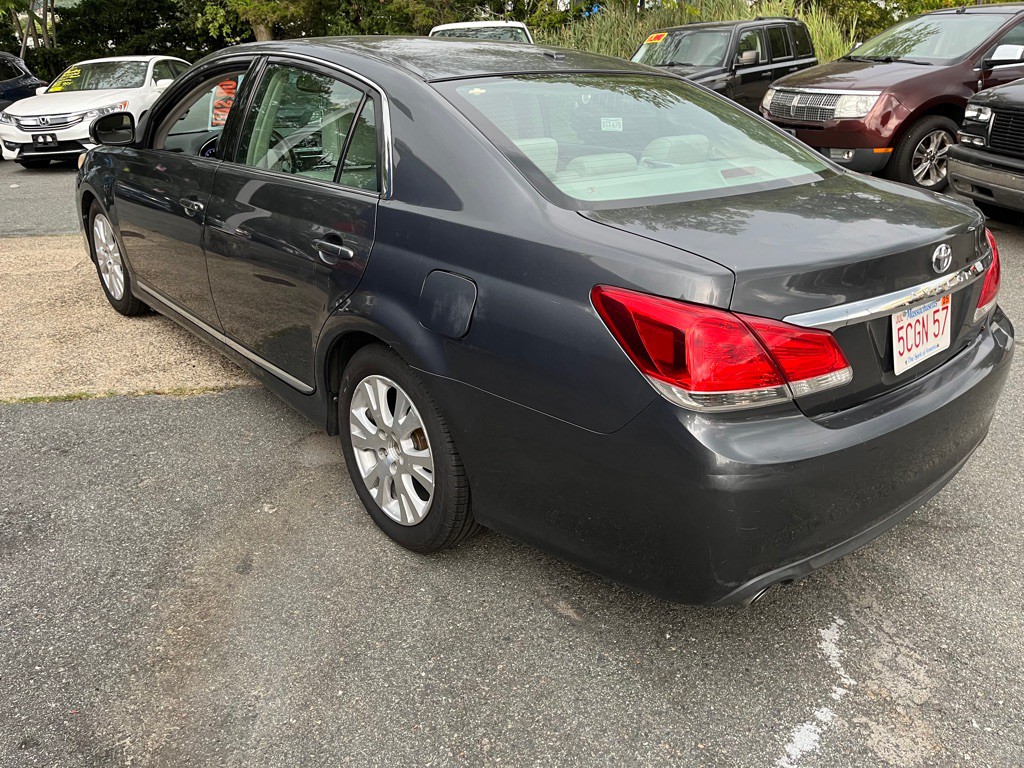 2011 Toyota Avalon Image 5