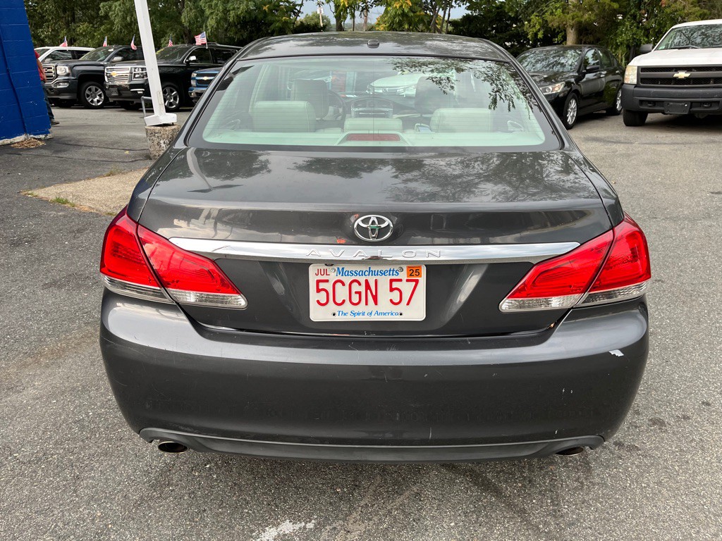 2011 Toyota Avalon Image 6