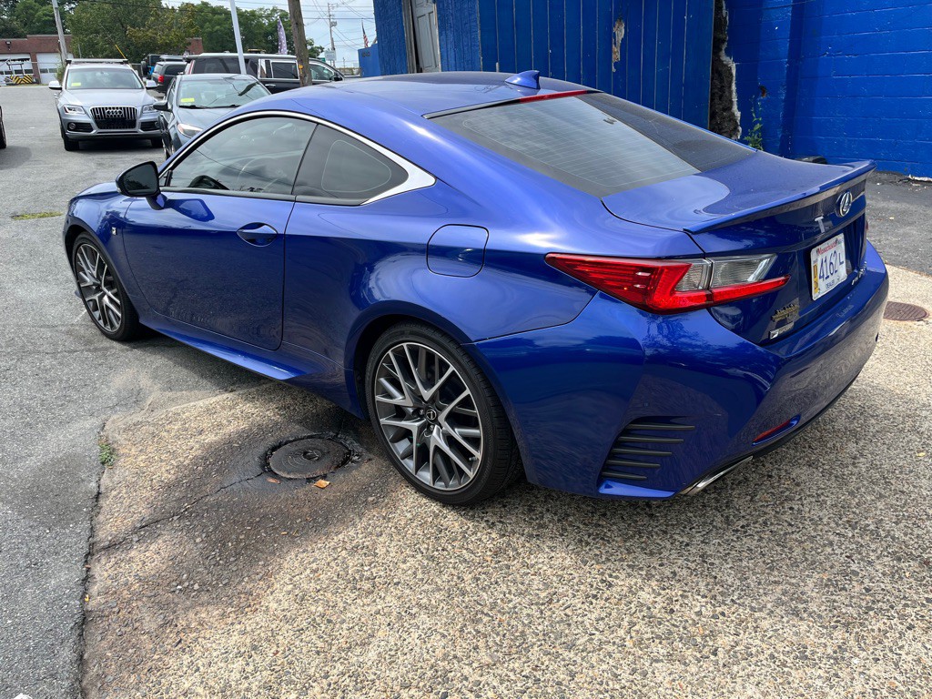 2015 Lexus RC Image 3