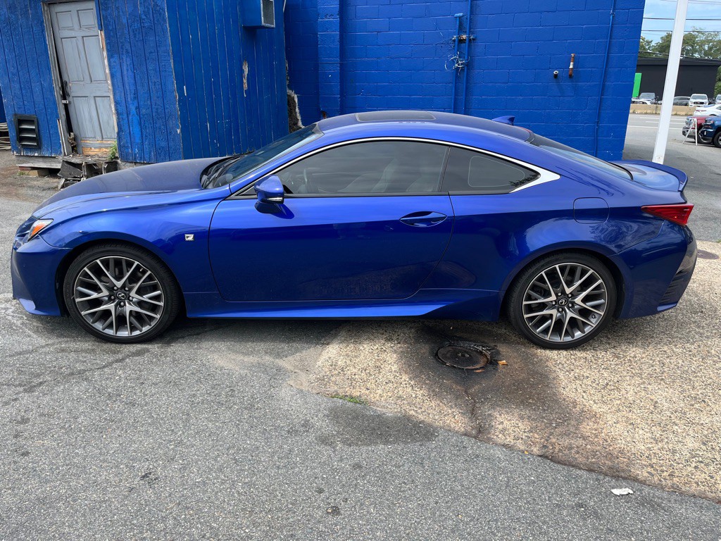 2015 Lexus RC Image 4