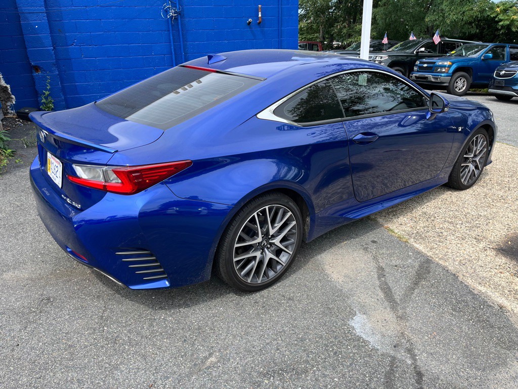 2015 Lexus RC Image 9