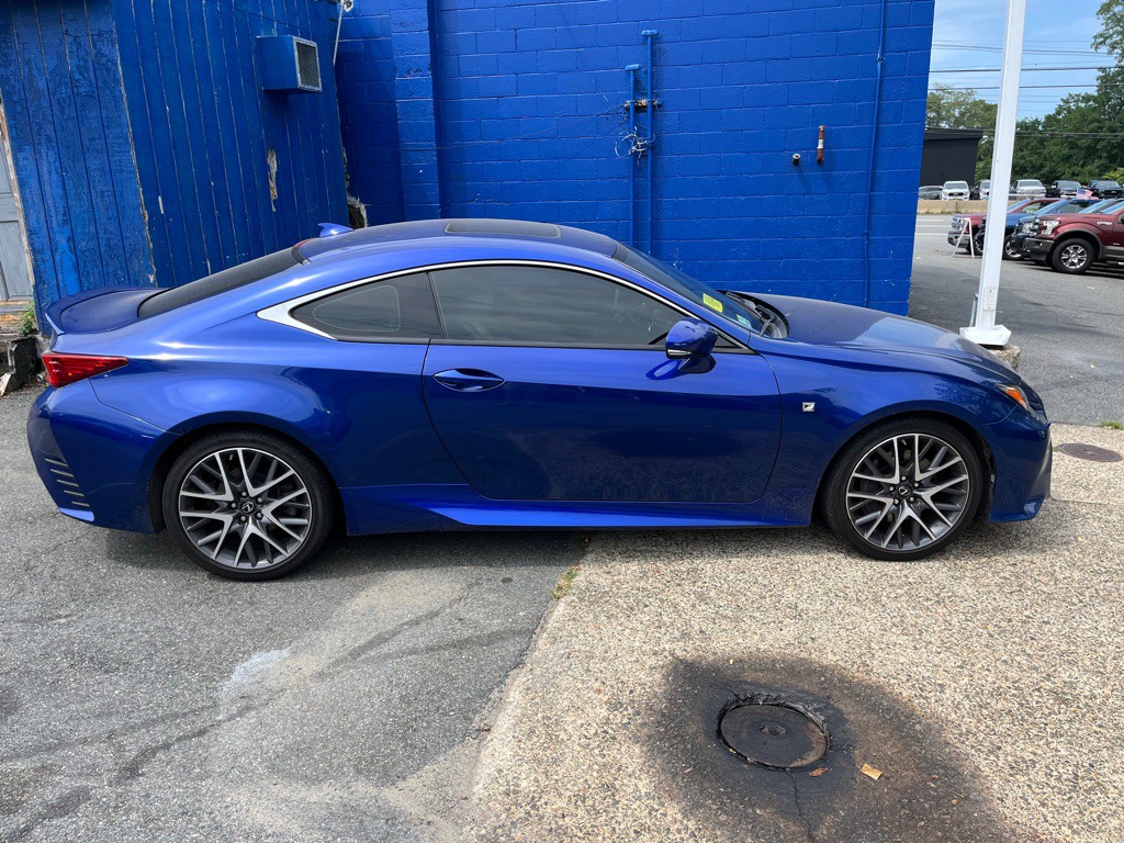 2015 Lexus RC Image 10