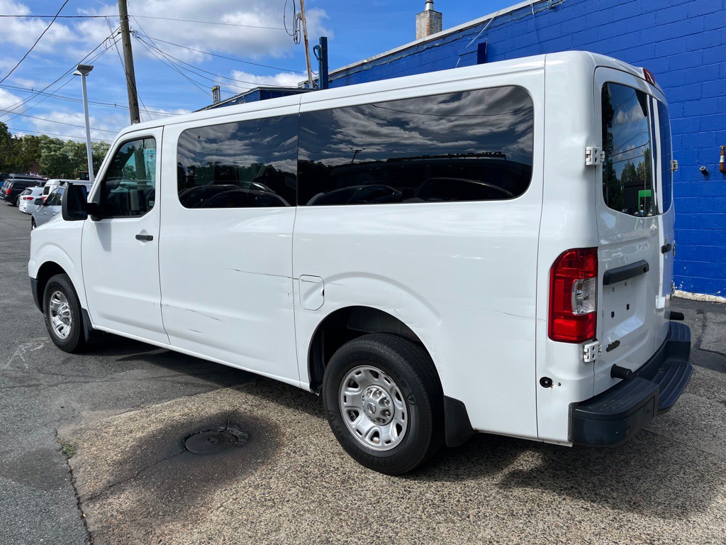 2012 Nissan NV Image 3