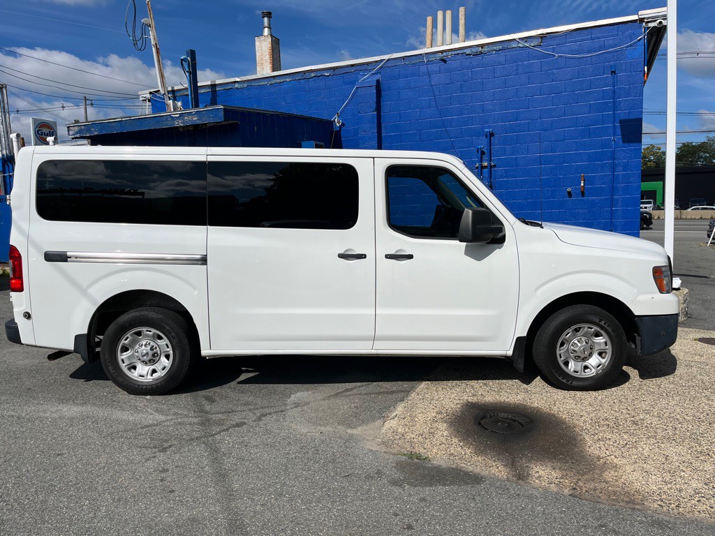 2012 Nissan NV Image 10