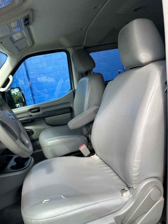 2012 Nissan NV Image 11