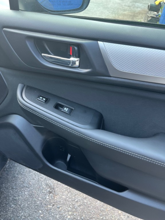 2019 Subaru Outback Image 17