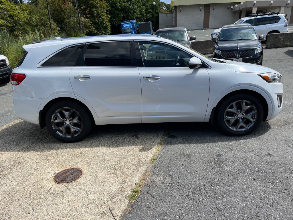 2016 Kia Sorento Image 6