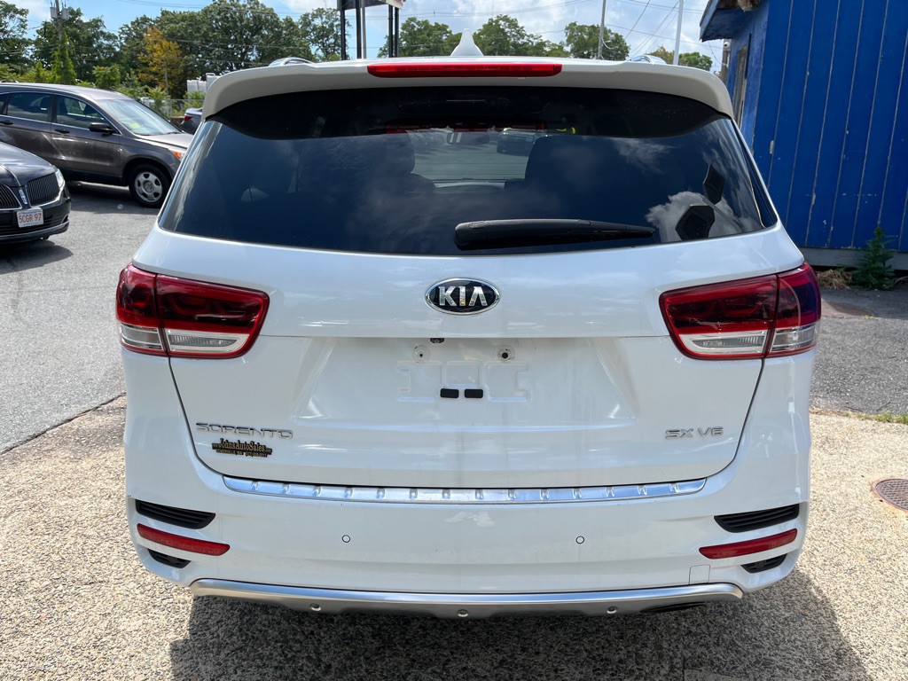 2016 Kia Sorento Image 8