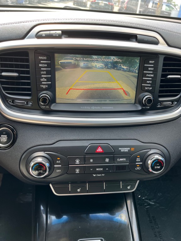 2016 Kia Sorento Image 24