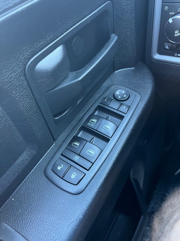 2013 RAM 1500 Image 19