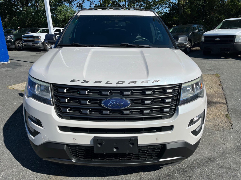 2017 Ford Explorer Image 3