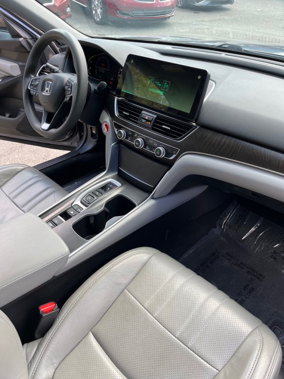 2019 Honda Accord Image 17