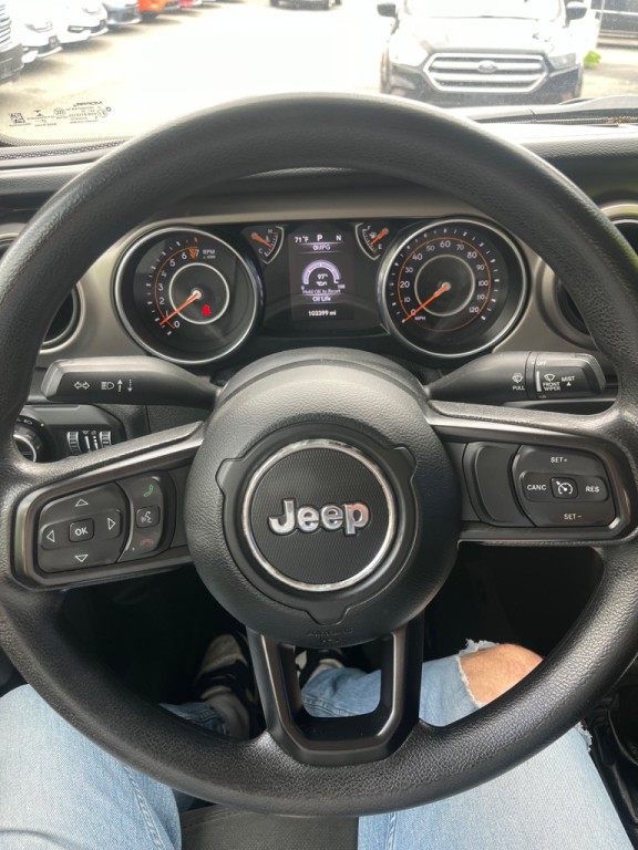 2016 Jeep Wrangler Unlimited Image 9