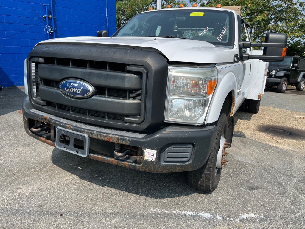 2011 Ford F-350 Image 3